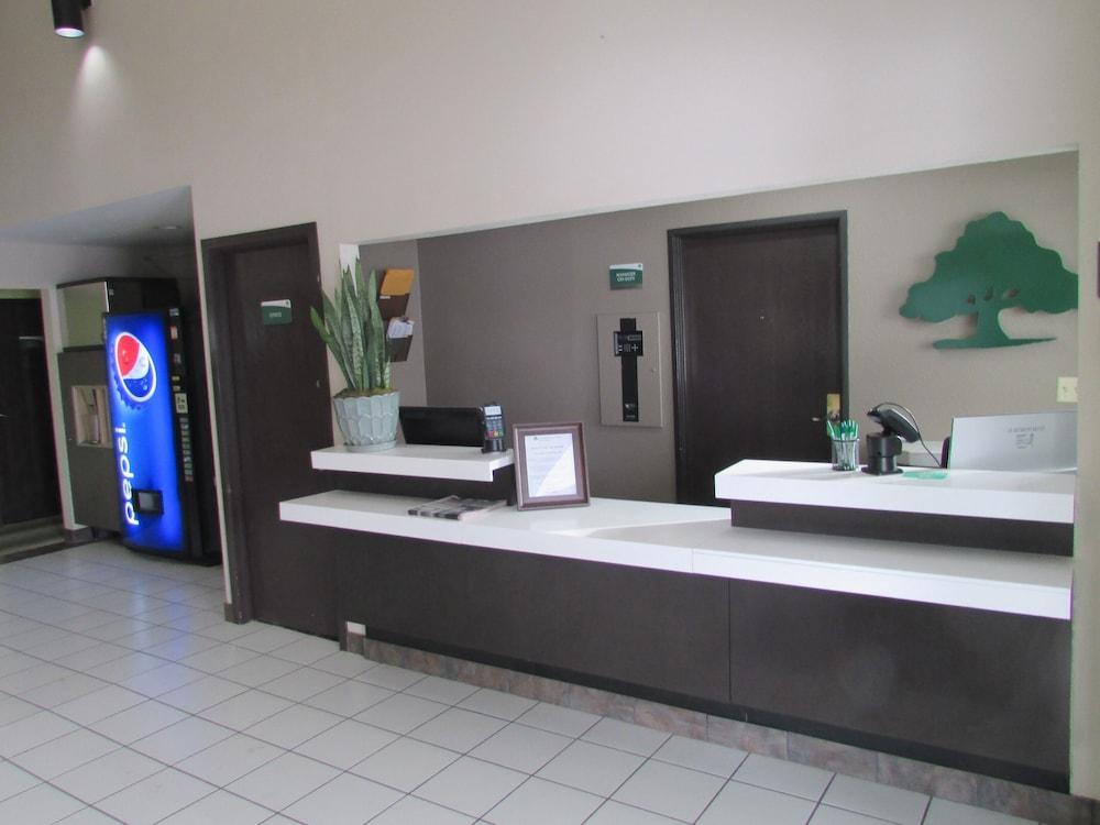 Surestay Plus By Best Western Montrose megye Kültér fotó